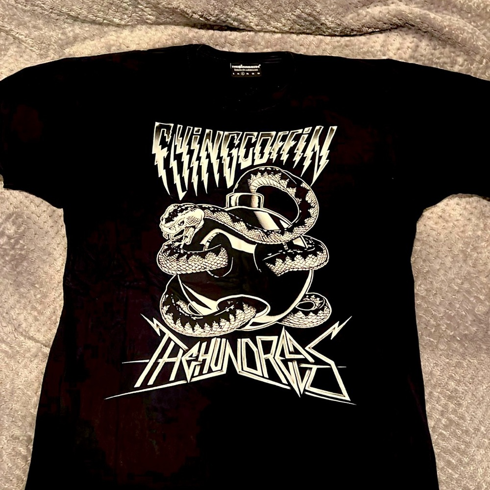 Limited addition The hundreds x flying coffins collab t-shirt